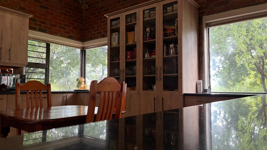 4 Bedroom Property for Sale in Viljoenskroon Rural Free State